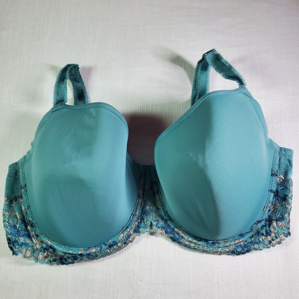 Wacoal Women's T-Shirt Bra Size 38DD Green Underwire Adjustable